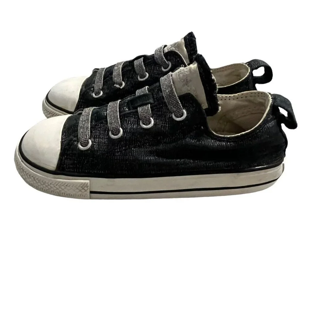 Converse these adorable